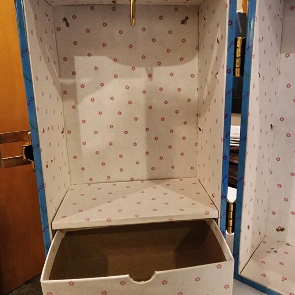 Madame Alexander Doll Trunk / Storage Case – Blue with Drawer - Picture 2 of 4